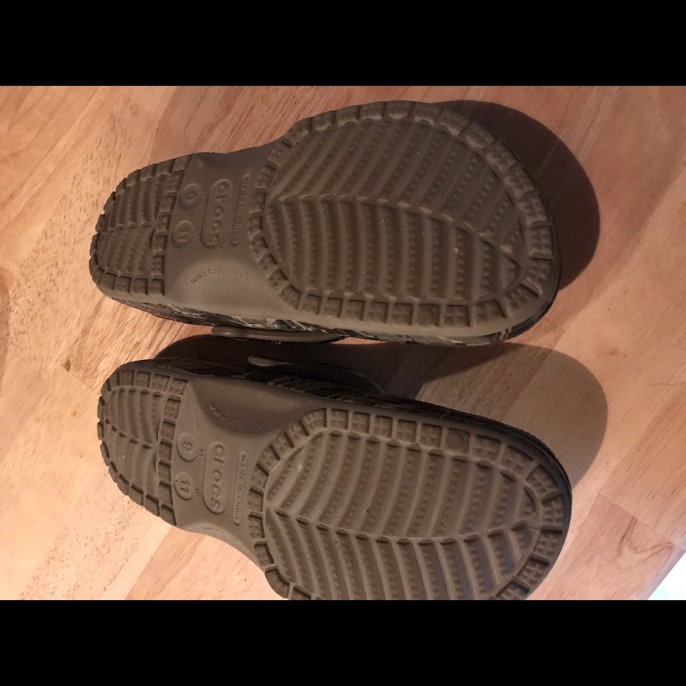 Crocs Camo